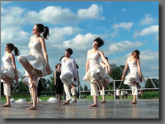 Le Carré d'Art, école de danse à Strasbourg - un signe au Rhin - image 8